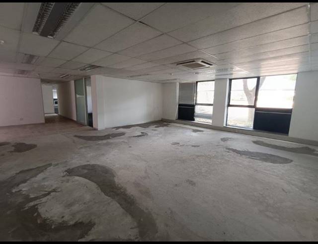 BUSINESS PROPERTY TO RENT IN WELTEVREDEN PARK